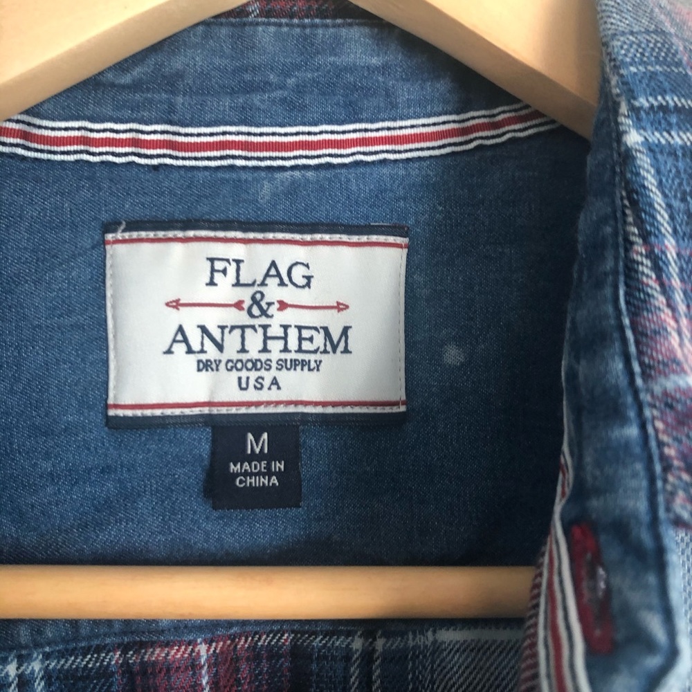 Women’s shirt